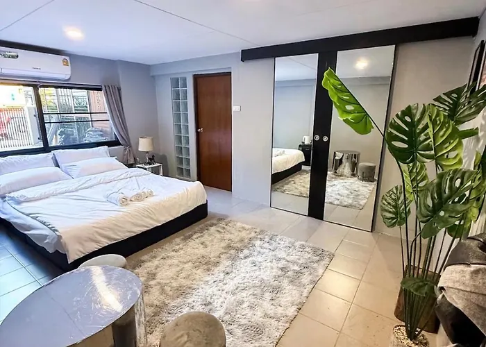 בית הארחה Pridi Cozy With Good Location Type B בנגקוק